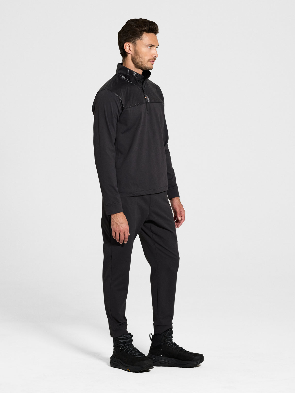 Nomad Pullover in Black — view 3