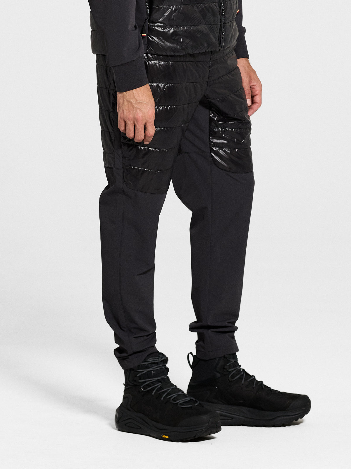 Rogue Pant in Black, side view