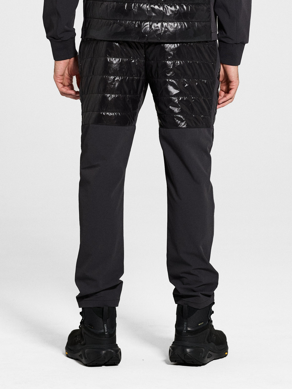 Rogue Pant in Black, back view
