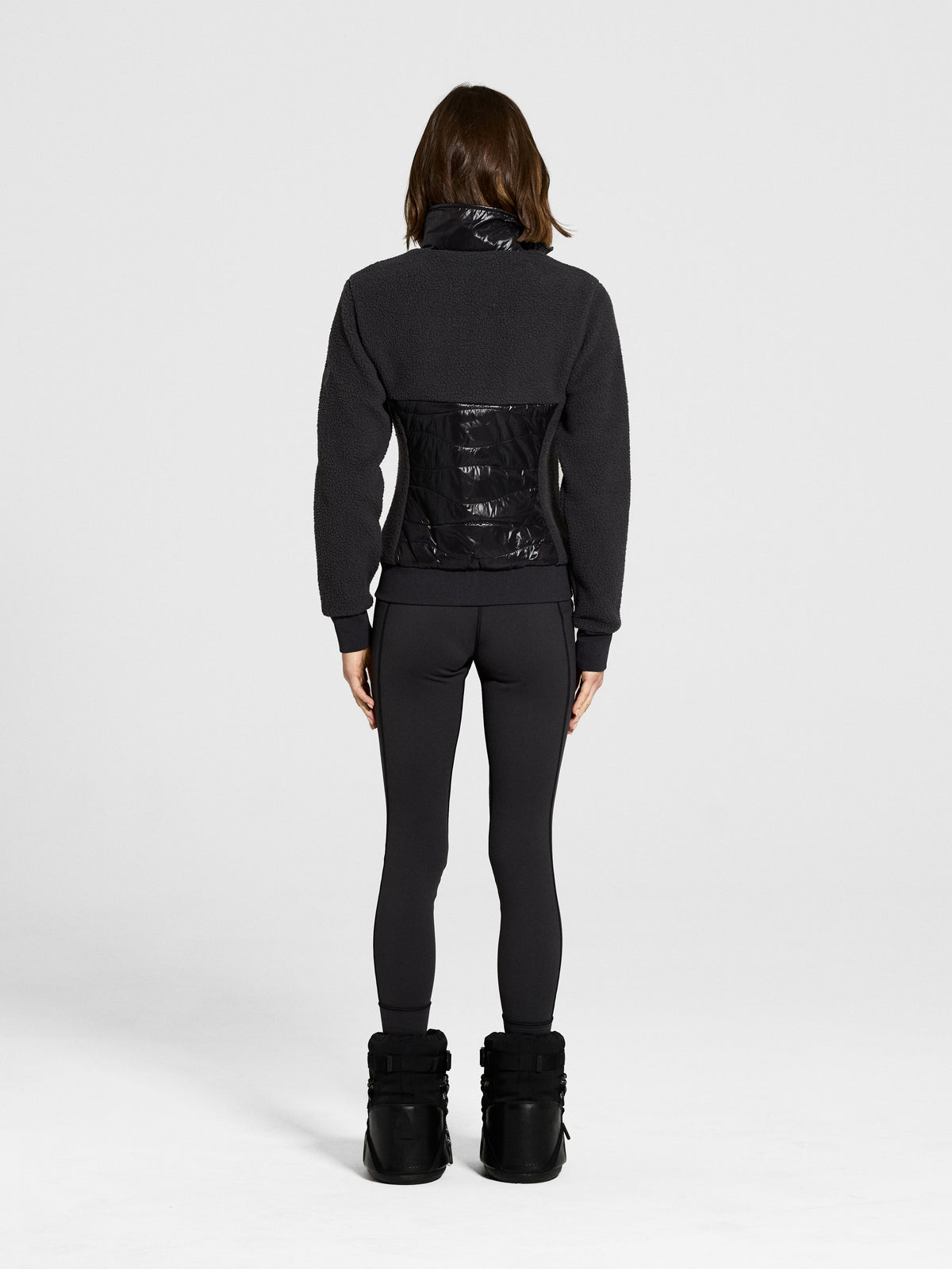Solace Fleece in Black — view 4