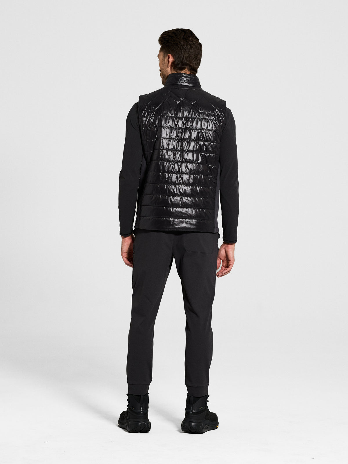 Vanguard Vest in Black — view 4