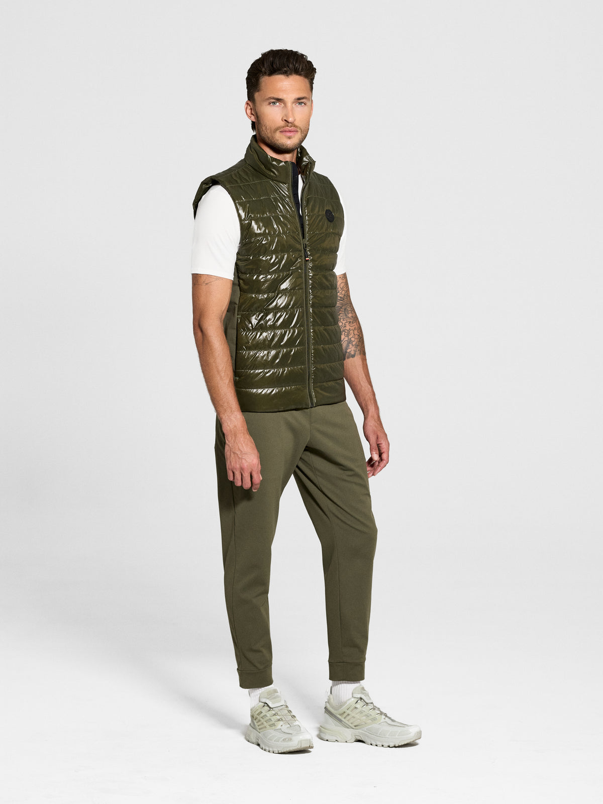 Vanguard Vest in Olive — view 3