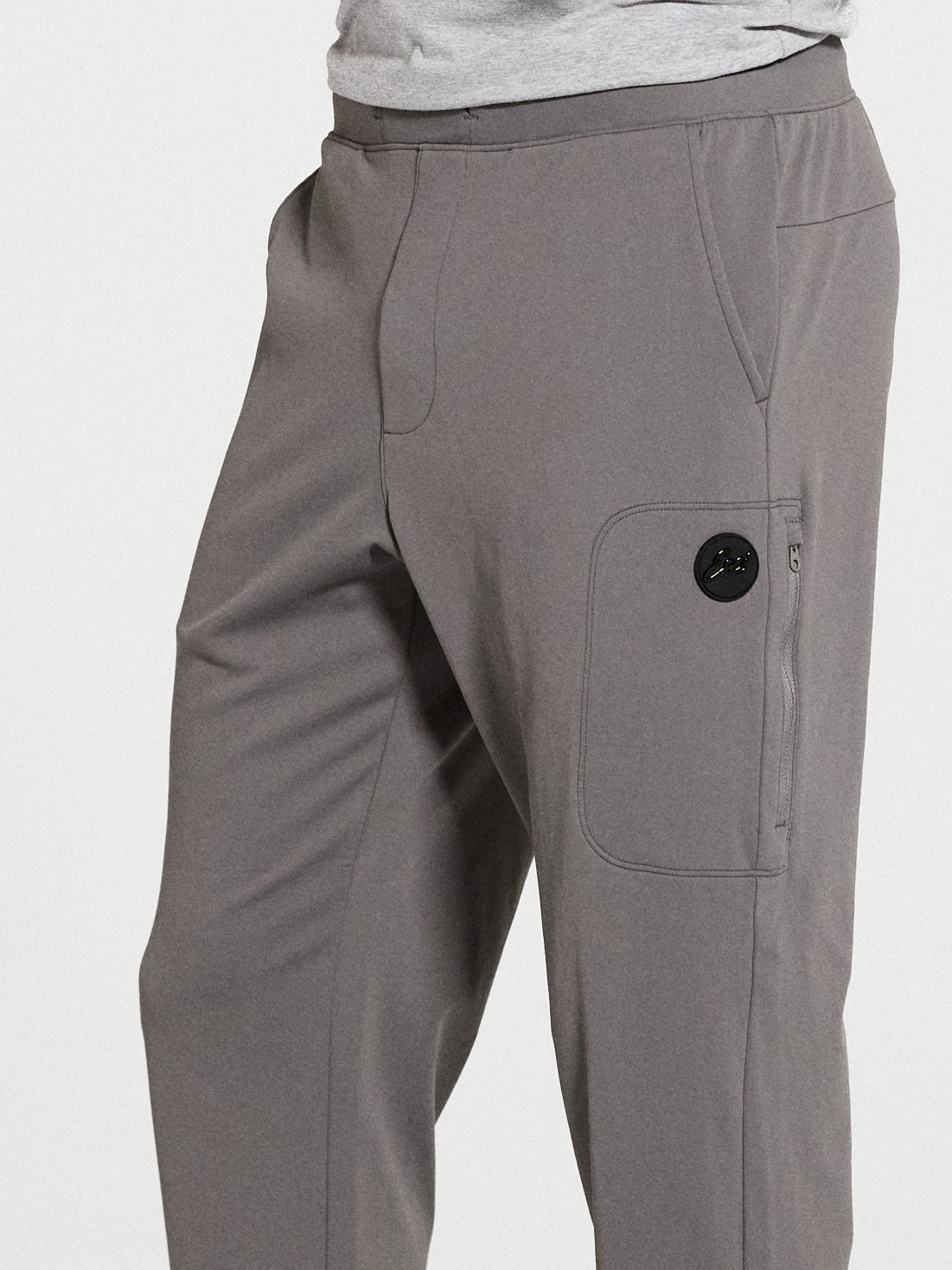 Drift Jogger in Charcoal, detail