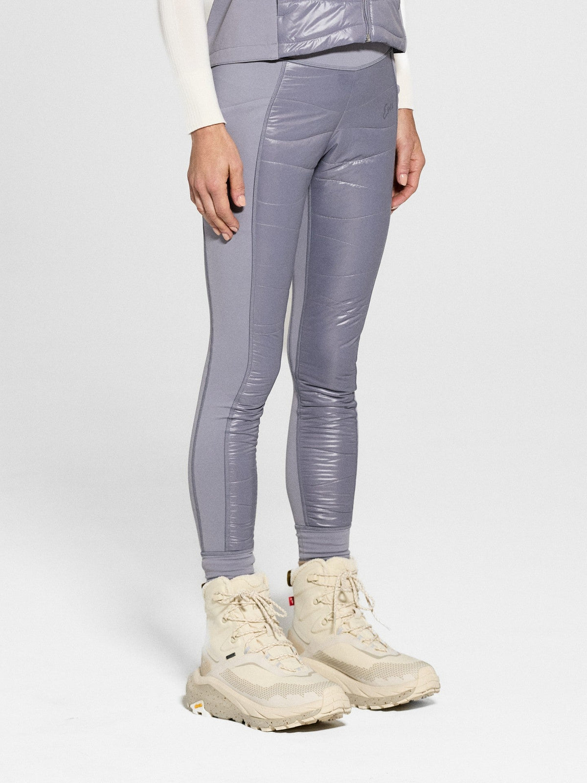 Siren Legging in Sleet, detail