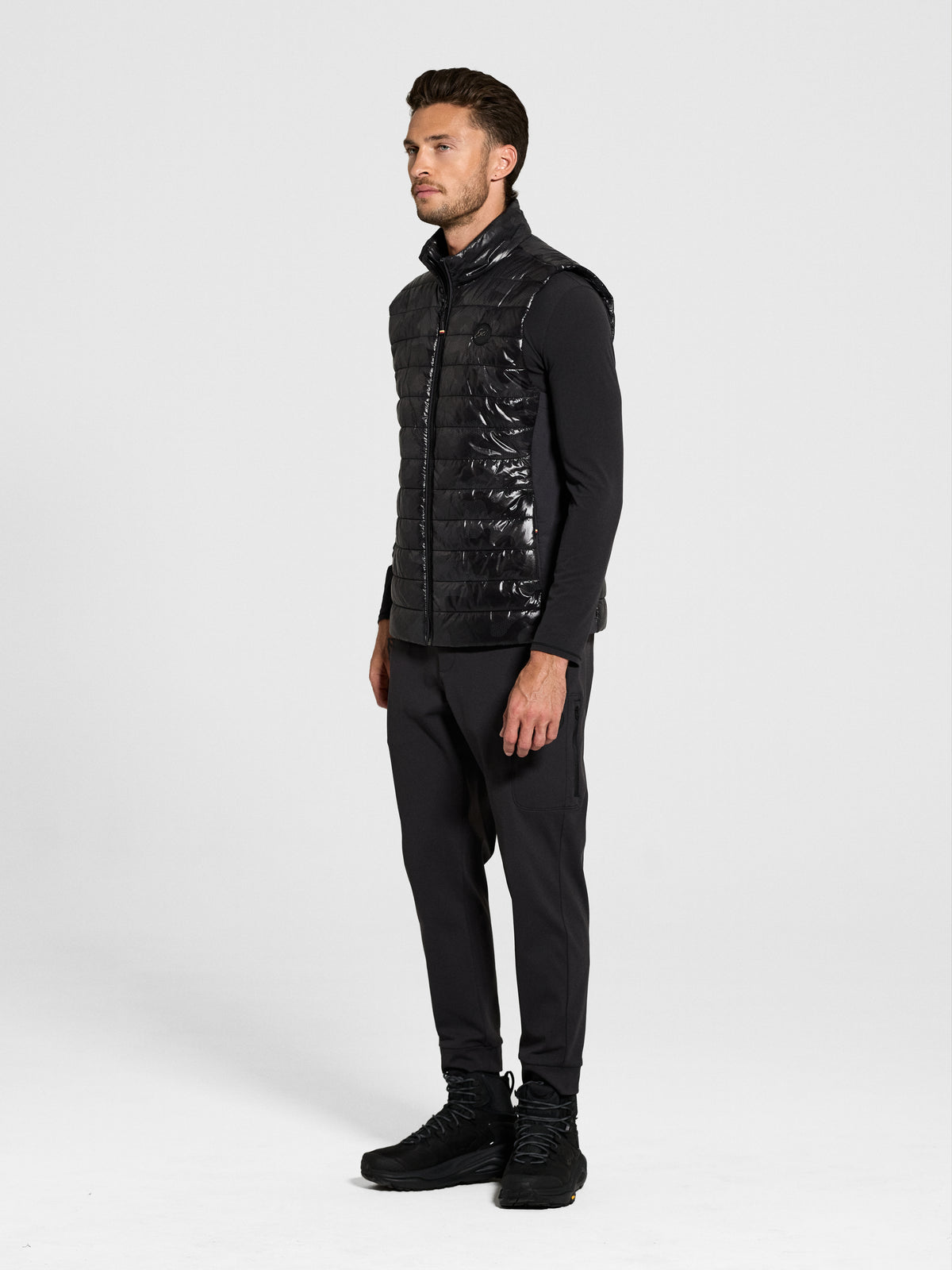 Vanguard Vest in Camo